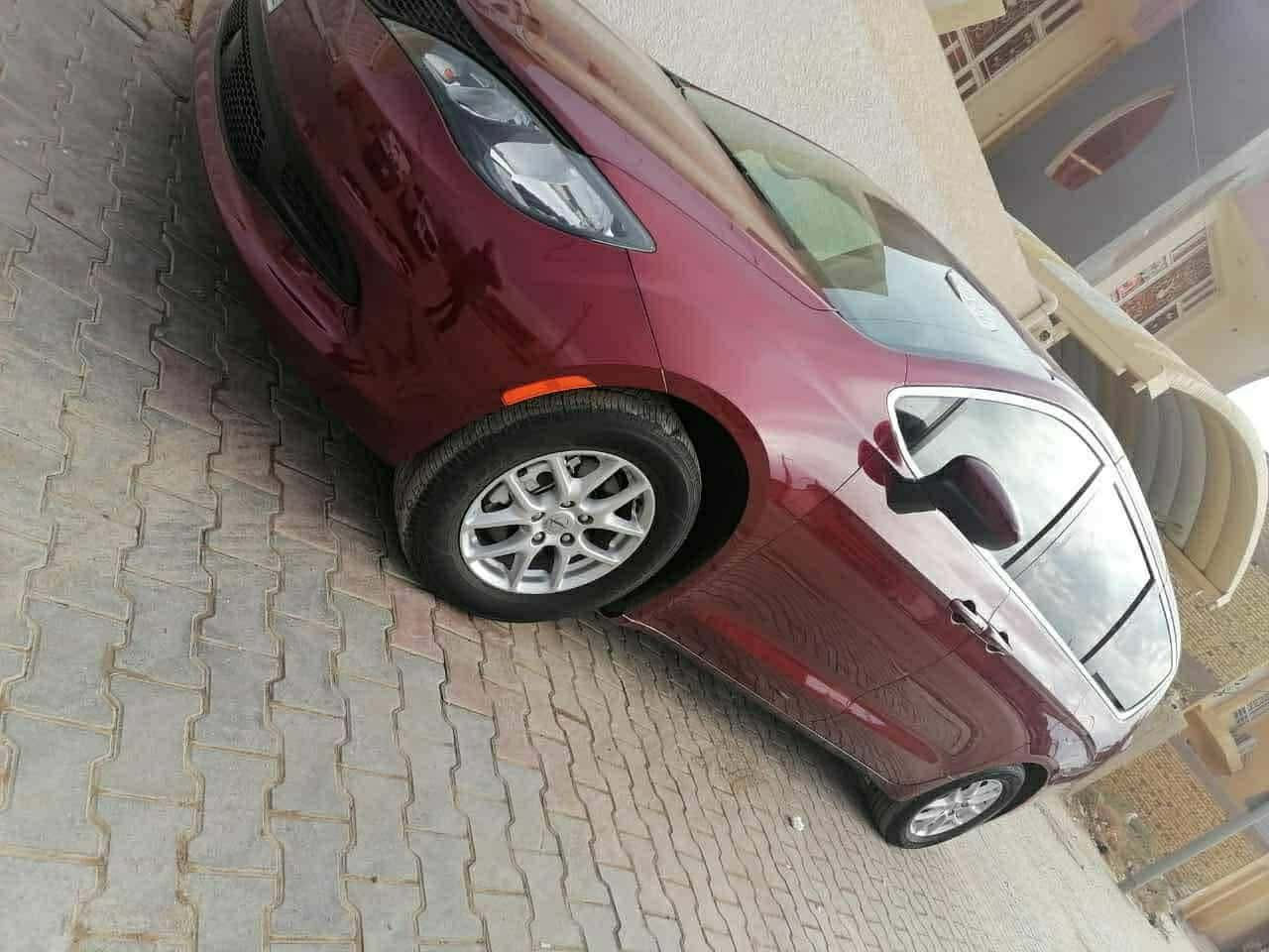 بسم الله الرحمٰن الرحيم
السلام عليكم باسفيكا فيوچر كلايسلر موديل 23 بدون ضرر وبدون حادث وبدون صبغ گلين تايتل محرك 3600 ماشية 60 صور السيارة بـ امريكا وصورها بالعراق  السيارة رقم واسط للااستفسار أكثر هـ***********
