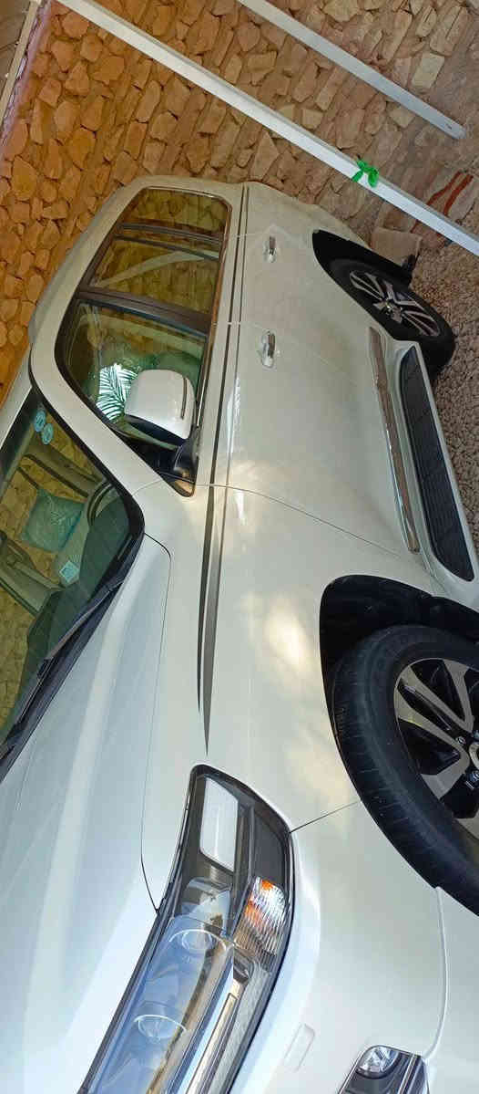 تويوتا لاند كروز 2019 فئة 4600 فكسار ماشية 100 الف كيلو حقيقي وشرط الكارتون السيارة و كلش جديدة والسيارة رقم دهوك تريد تحويل تريد وكاله و السيارة مكفولة كفالة من الصبغ والتبديل و الفتح و
الكير والمحرك كذللك مكفولات وابيع شرط السونار والسيارة فول 1/1 خنك و 5 كامرات و فول مكاني كربلاء الاستفسار *********** السعر 540و مواصفات السيارة هية بصمةسلايد وتشغيل عن 
بعد و 5 بصمات و وصندوق كهرباء لايت زنون دبل عدسة كهربائي وحساسات امامية وخلفية  4 كامرات 360 درجة و رادار امامي و تثبيت مسار و كراسي كهرباءو كراسي تبريد   و نضام صوتي JBL  محرك 8 سلندر حجم 4600
