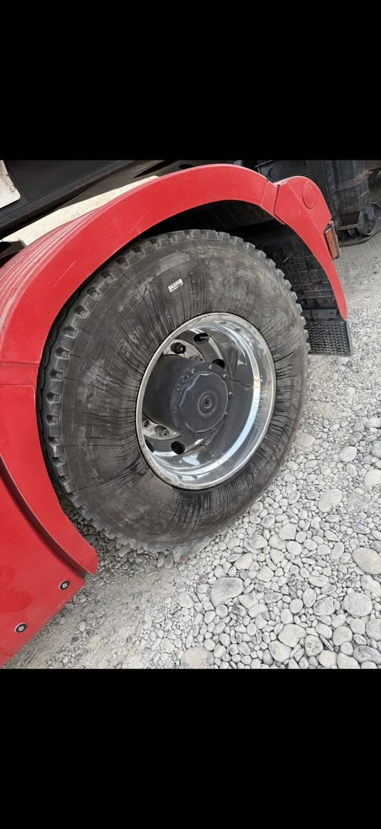 اكتروز موديل 2004 ريتايدةر سةلاجي تةبريت 1844سةحر 250$كةمةك مةجال قةلاب سيدنگيل رةپتة *********** اربيل
