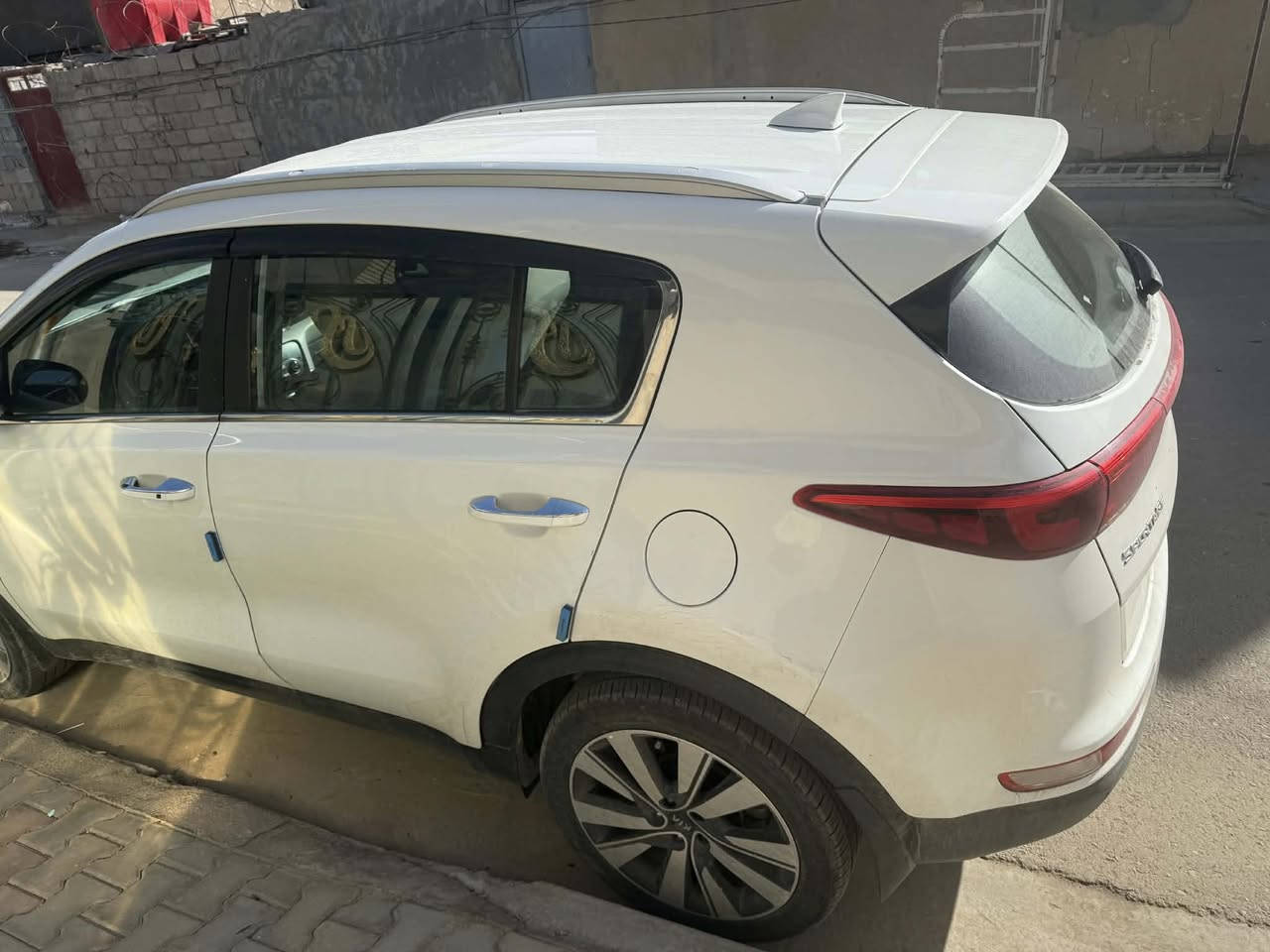 السلام عليكم
للبيع كيا سبورتج موديل 17 خليجي رقم شمالي ماشيه 130 سياره مكفوله سونار موجود فول بدون فتحه بصمه كشن جلد داخل بيجي تحويل ثاني يوم السعر 175 مجال بسيط مكاني بغداد اللطيفيه***********
