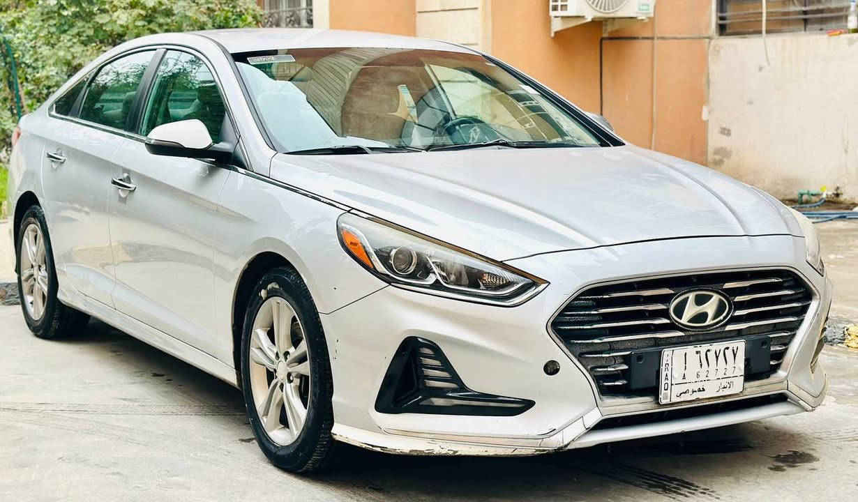 سياره سوناتا 2019 وارد امريكي
فول مواصفات ماعدا الفتحه

بصمه

تحكم استيرن 

كشنات تدفئة

كشنات كهرباء

قطعتين تبريد

اشاير بالمري

ماشيه 104m

سياره كلين ماعدا طخات الظاهره في الصوره ومحرك كازكيت 

امعلى

متواجد بغداد/الرمادي

السعر120
 ‭0780 935 7857‬
