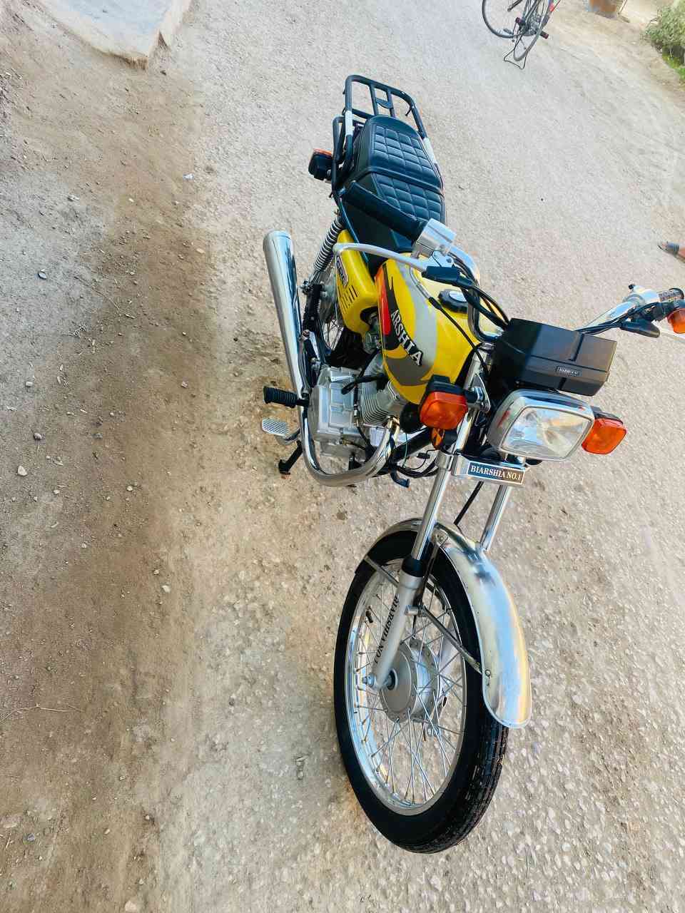 السلام عليكم دراجه اربعه كير ارشا للبيع موديل 2025 اوراق اسكنر السعر 700 وبيها مجال  الدراجه خير من الله اي نقص مابيها شلعه ومعدل مكاني كربلا طويريج  ***********
