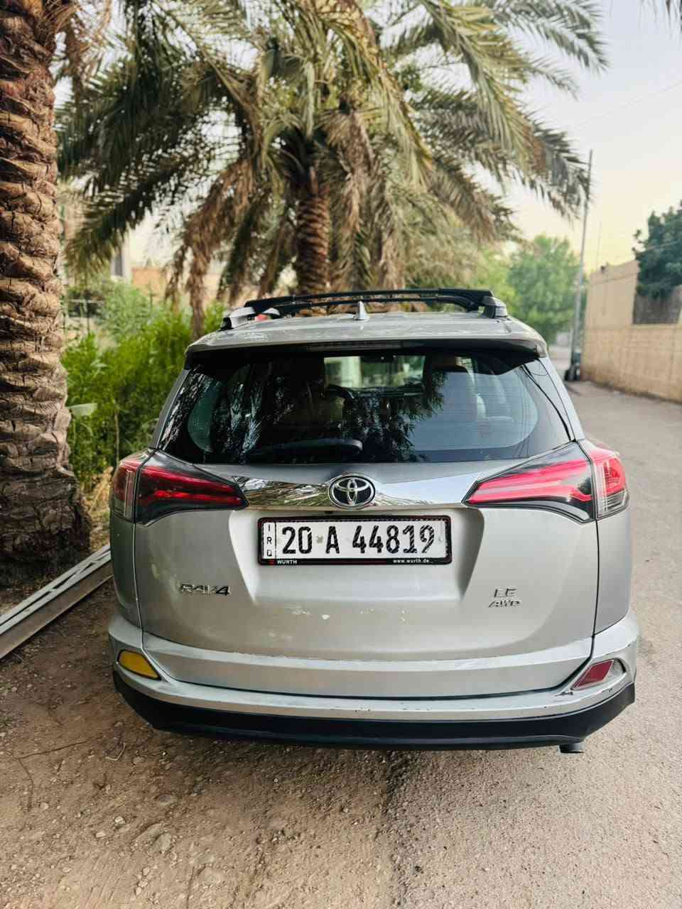 راف فور موديل ١٨ وارد أمريكي  مواصفات LE ضرر خلفي محرك ٢٥٠٠ فور ويل السيارة احله من الصور و على ايد وحده 
للاستفسار ***********
