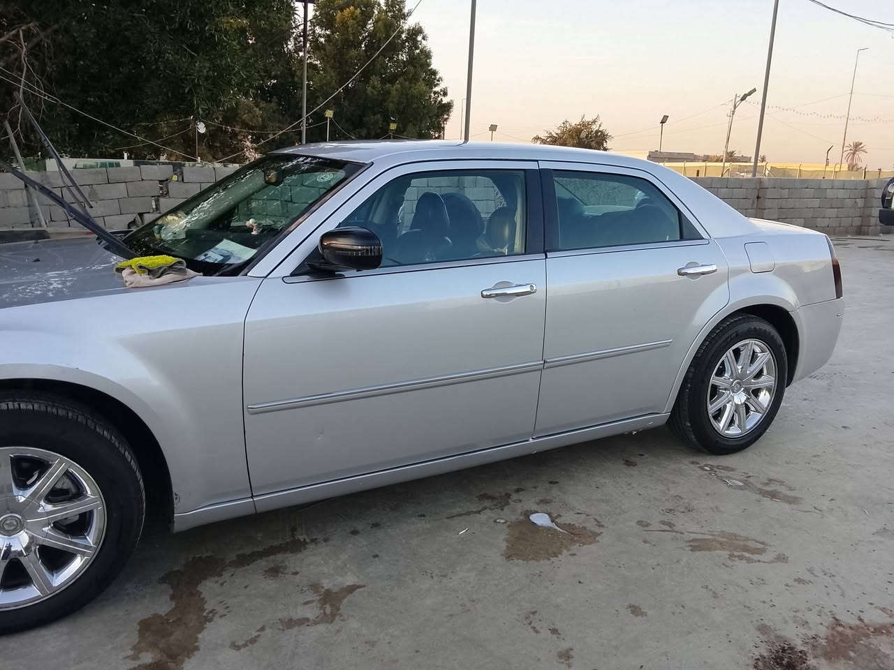 من رخصة مسؤل الكروب
سلام عليكم اوباما 10اصل مكينة 3ونص أصل كير مكينة جديد بسمي سنوية وارقام لل 27 كفالة عامة المكان كوت واسط *********** 
رقم اربيل شمالي 
السعر 150 وبيها مجال حك الجية
