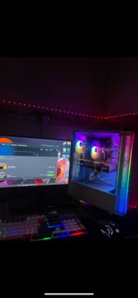 Xeon E5-2670 v3 • RX580 8GB • رام 16GB DDR4