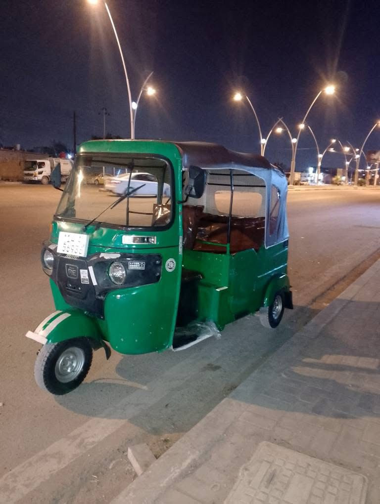 سلام عليكم تكتك للبيع واحده وعشرين رقم وسنويه مجفته مكفوله تبخير وتنقيص ***********
