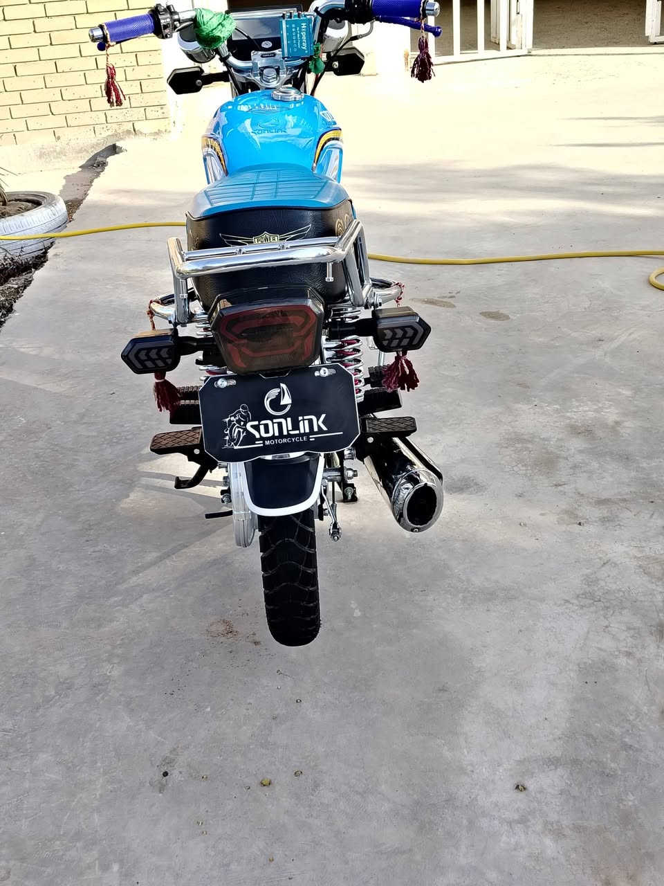 السلام عليكم دراجه للبيع المكان واسط الدبوني السعر خاص او الاتصال علئ الرقم ***********
