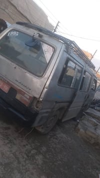 كيا بستم رقم احمر مكينه وقير شرط سعرها 15 اذا اكو بريجه معارض ما يخال0...