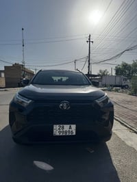 راف فور ٢٠٢٥فئ xleبانزين مو هايبرد ماشيه ٢٢مكينه ٢٥٠٠  مكانه بغداد حاد...
