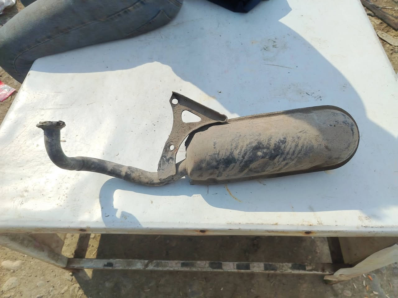 كزوز تجاري مستخدم شي قليل حيل ب 9وبي مجال قليل ***********
