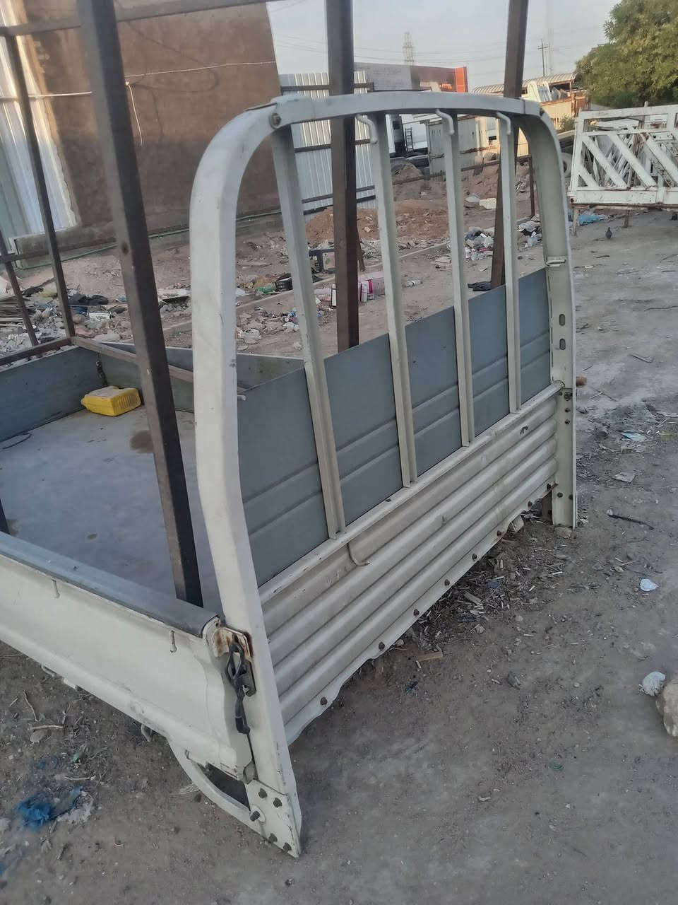 بدي عرموشة جديد للبيع مال حاوية طشت بلادي للنثية والبومة مكاني نجف ***********
