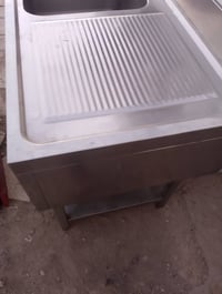 ميز سل ستيل عدد 2 سنك حوض واحد بغداد 07761595262