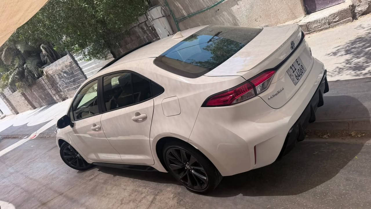 كورلا 2024 رقم بغداد
فول مواصفات SE وهايبرد  فتحه بصمه هواي بيها مواصفات 
حادثها موضع بصور بس بنيد صبغ بدون شاصي وبدون لغد 
ايرباك بس استيرن 
ماشيه 18
السعر 166 
مكان السياره بغداد شهداء السيديه 
***********
