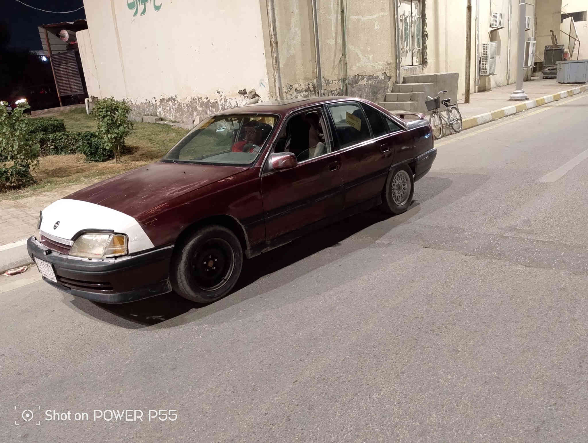 سلام عليكم أوبل اوميكة موديل ٩٢سنويةكرتونيةنافذة سنت ٢٤سيارة حلوة محرك لأ تنقيص ولا تبخير كير عادي قرفتة حلوة السعر ٢٠يرهم مراوس حسب القناعة العنوان الرمادي ***********ا
