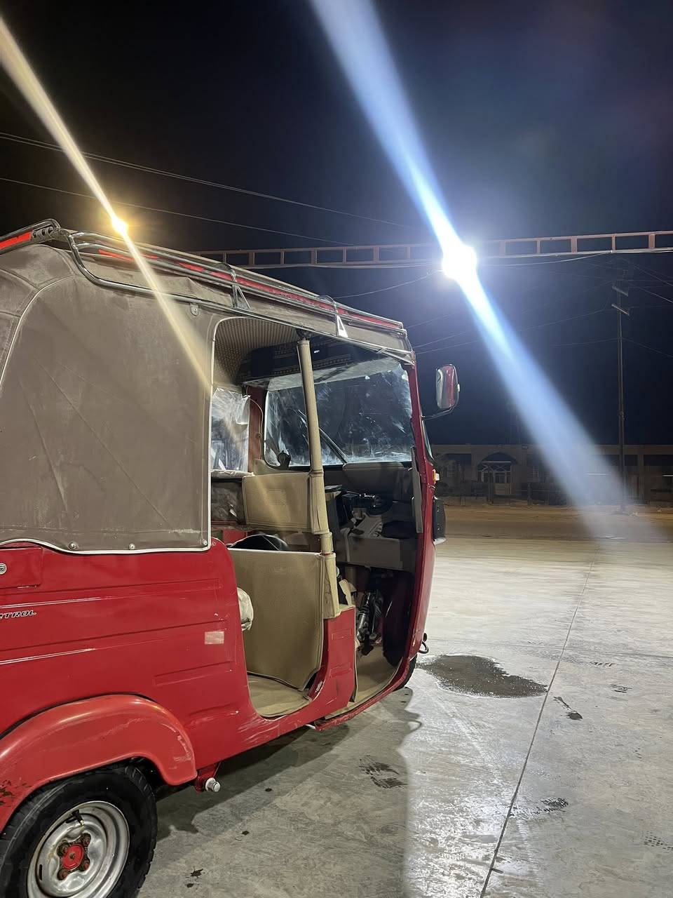 تكتك 18 للبيع مكينه جديده لوحه وسنويه باسمي تحويل شوكت متريد مكاني المسيب السعر خمسه وربع وبيهه مجال 
رقمي ***********
