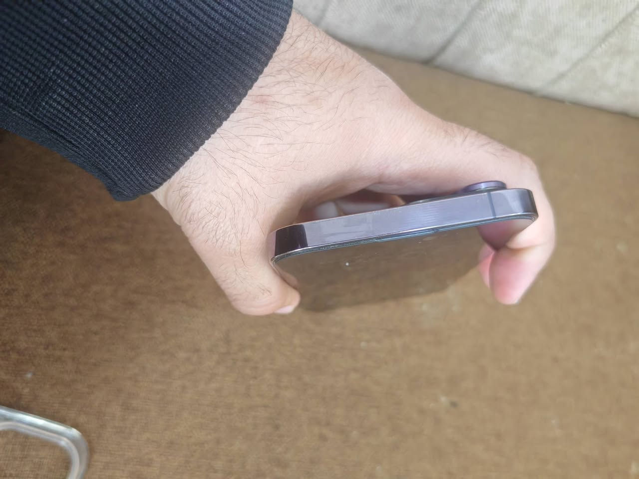 ايفون14برو ماكس
ذاكره512
بطاريه94
الجهاز مكفوله من الفتح والشخط 
الجهاز بحاله الوكاله كله شغال 
الجهاز شريحه الكترونيه 
للبيع او للمراوس 
سعره 800
***********
***********
مكاني الخالص
