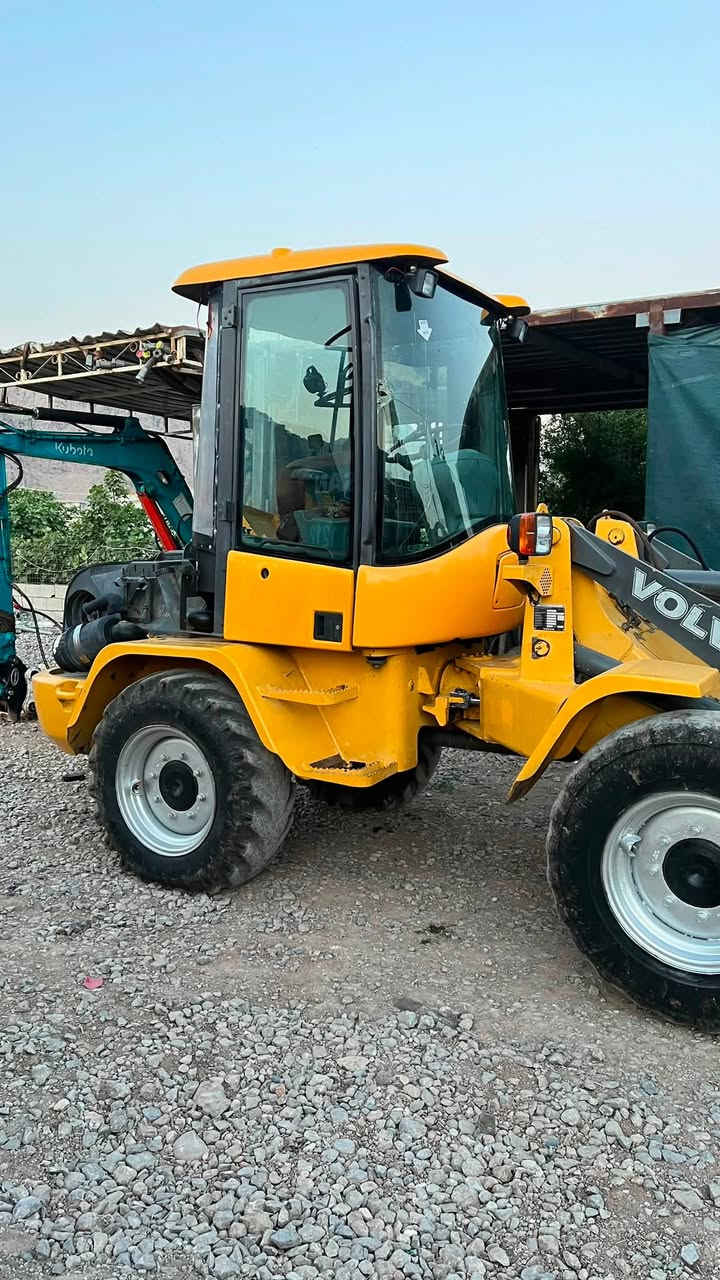 VOLVO L30B
شؤفل ڤالڤؤ حجم30 مؤديل 1999 ره قه م سليمانيه
شؤفله كا سفره زؤر زؤر خاوينه ده ست كاري هيچي نه كراوه شفل فالفو البيع حجم30 موديل1999 رقم سليمانية
***********
***********
