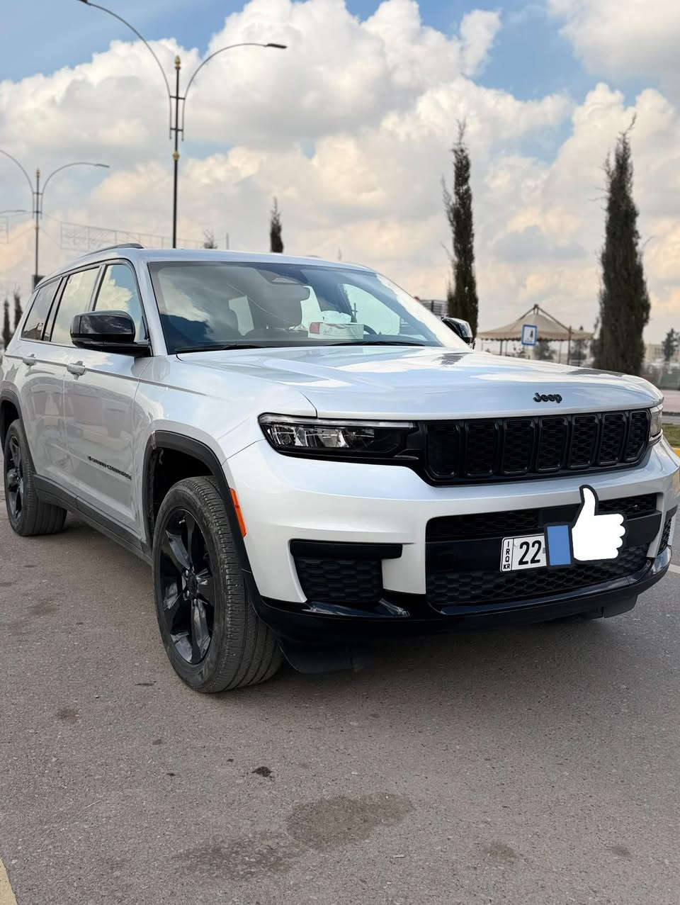 للبيع  Jeep Grand Cherokee 2024

جيب كراند شيروكي 2024 امريكي 
ضررها سرقة القطع الخارجية  فقط والسستم كامل
 بدون اي حادث او ايربك بدون صبغ
مراوس هم يرهم 

7 راكب 
كاميرا خلفية + حساسات ورادار 360
مثبت سرعة  
نظام أمان  كامل 
(فرامل طوارئ + تحذير خروج عن مسار)
تبريد ٣ قطع  
ماشية 50,000كم 

السعر …

تفاصيل اكثر واتساب ***********
