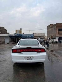 للبيع دودج تشارجر بها قطعتين مكلف بالنشر 2012 بيها بوند وكامل بدون دوا...