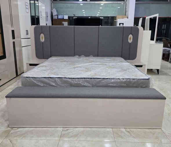 غرفة نوم 9 قطع جديد بالكرتون بسعر 675 دولار
⛔تفاصيل الغرفة:
•كنتور 6 باب جام شفاف مع جكامج  قياس 240×210×56
•تخت قياس 200 × 180
•ميز تواليت 165 × 105
------------
#معرض_جودي_بدهوك
⛔مالطا خاری-فرعی ئکی به ری سیناعی- به مبه ری مه دره سه (مالتاژئری)
تليفون / واتس اب / فايبر // *********** //
📍العنون : 
دهوك - اول فرع قبل صناعة تصليح سيارات بمالطا - مقابل مدرسة الابتدائية(مالطا القديم- كونديه مالطا)- قريب من مطعم مالطا(خارنگه ها مالتا)
#غرفة_نوم #اثاث_منزلي #موصل #خزائن_ملابس #duhoki دهوك
