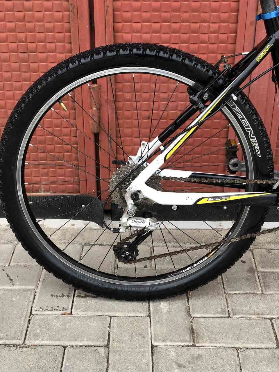 بایسکل / سویسری 🇨🇭

ماركة / scott scale 

قياس / ٢٦ 

المنيوم 
Magnesium 

٩*٣ كير 
Shimano Altus

بريكات 
Avid

فحمات
Shimano tektro

ماشة دبل
Rock shox

مكينة امامي
shimano deore

مكينة خلفي 
shimano deore

تايرات / scott
٢٦ * ٢٠

داخل بايدر بولبرينك

تكدر اضيف ديسك 

وزن خفيف 

سعر / ٢٢٠ الف
لي نسبة معاملة تفضل خاص

مكان سليمانية 

توصيل موجود


**إذا كنت صاحب هذا الإعلان وتريد حذفه لأي سبب، رجاءا أرسل رسالة إلى الدعم الفني**