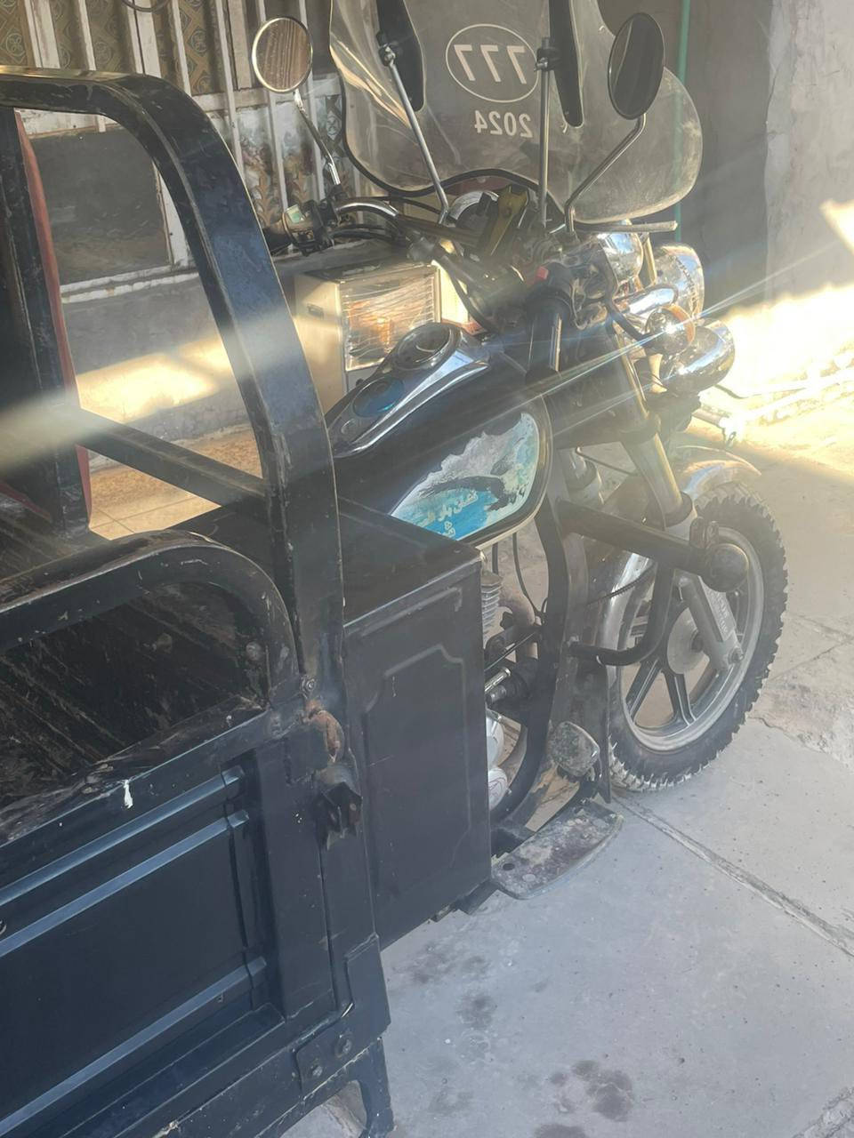 السلام عليكم
ستوته ٢٠٢١لبيع نضافه فول  سعر ١٨٠٠وبيها مجال قليل
المكان الحمزه الغربي
مكلف بالنشر
رقم صاحب الستوته ‭٠٧٨٤ ٧٧٠ ٢٨٢٤‬
