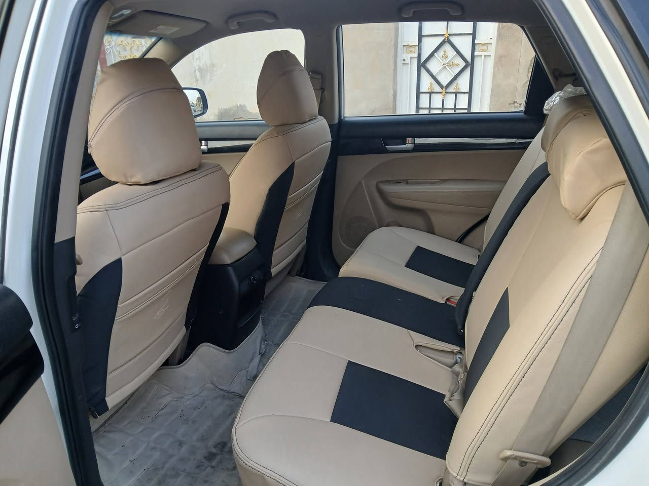 سيارة سورنتو موديل ٢٠١٤ خليجي ٧ راكب محرك دووش ٤ سلندر رقم واسط،مكاني كوت السعر ١٦٤ وبيه مجال للاستفسار ***********
