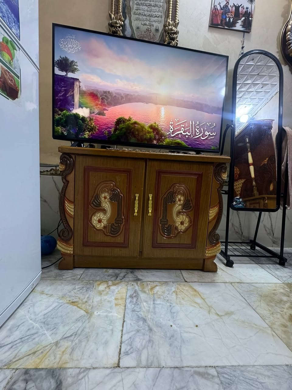 غرفه، مكان ناصرية مركز سعر 800 وبيها مجال للاستفسار ***********
