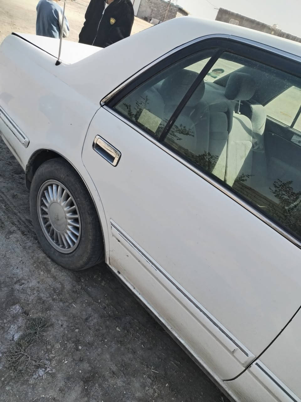 سياره راس ثور للبيع تكسي رقم نكليزي البصره قضاء المدينه ***********
