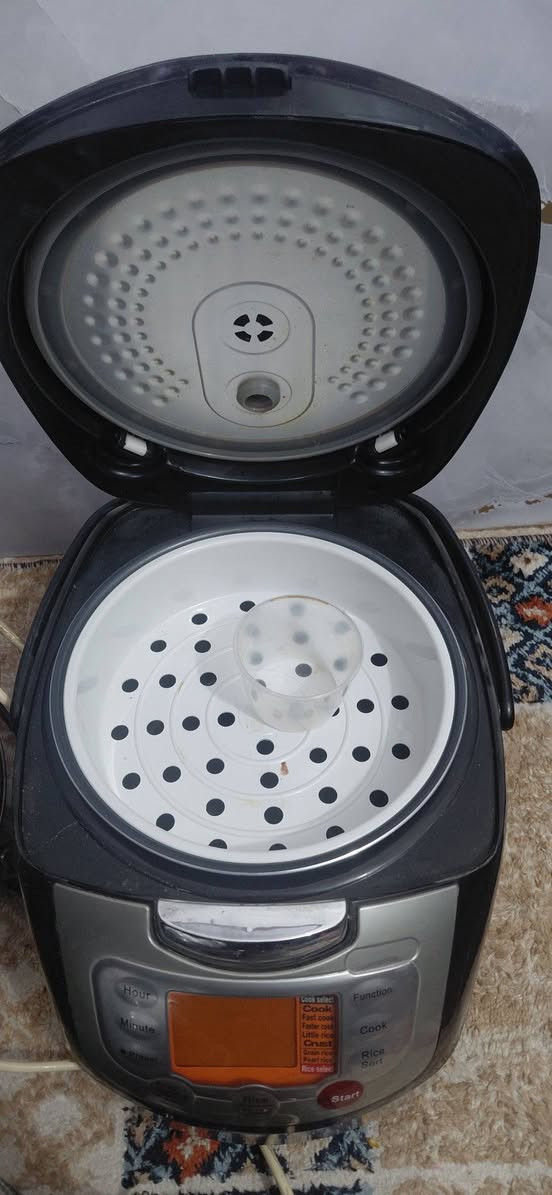 السلام عليكم  اجهزه كهربائية  ٣ قطع باله اعتقد كلهن شغالات وعلى الفحص مكاني بغداد مدينة الصدر السعر ب١٤٠ وبيهن مجال بسيط ***********
