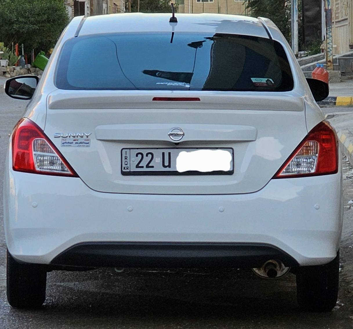 السلام عليكم 
نيسان سني للبيع 
موديل 2025 
ماشيه 8 الاف 
مكفوله كفاله عامه 
مكان ذي قار 
سعر 130 وبيه مجال بسيط 
***********
غير متواجد على الفيس
