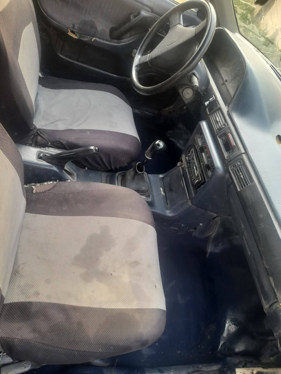 مازده حجم 323 رقم نينوى الماني شرط التحويل السعر ٢٢ وبيها مجال   ***********
***********
