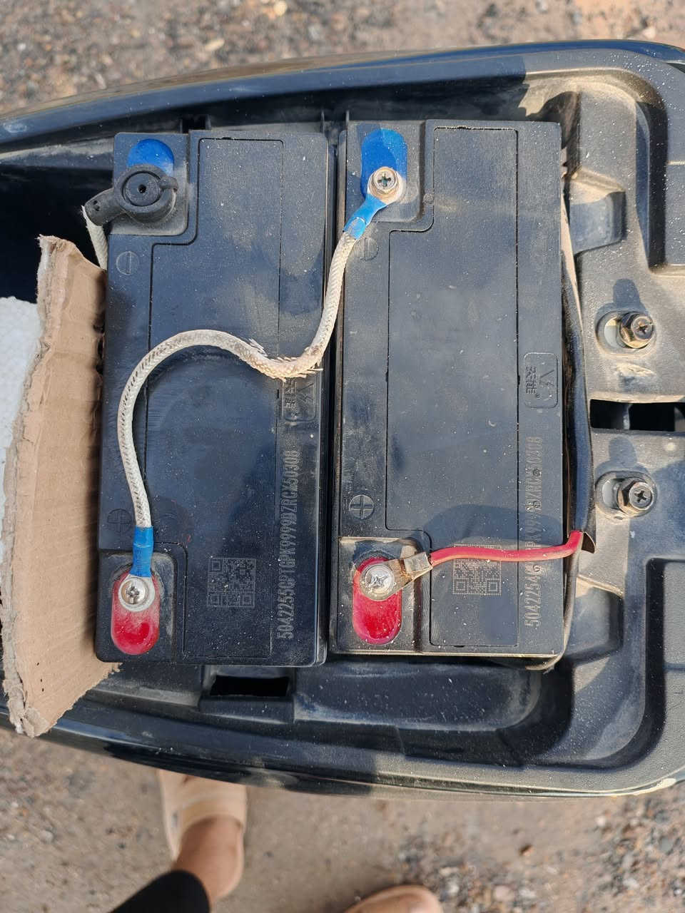 سلام عليكم دراجه شحن للبيع السعر 350مكاني بصره ***********بطارات كبار وجدد
