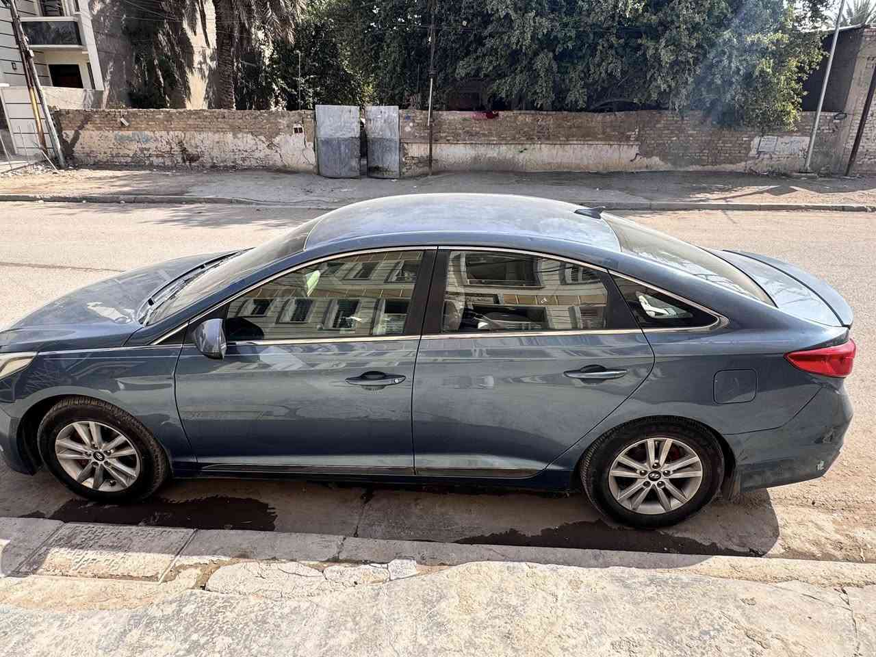 سوناتا 15 رقم بغداد سنويه بأسمي السيآرة جاهزه تخم تاير تبريد شغال مكينه كير خير من الله   السعر 117 $ مكانها  بغداد المشتل.  رقم ***********
