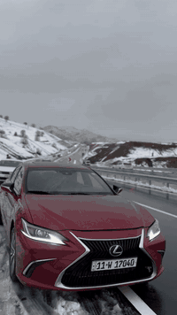 السلام عليكم
للبيعLEXUS ES350

او مرواس بجارجر RT او مرسيدس

موديل السياره2019لون موروني مميز

عداد الكيلو متر (130الف كيلو )  

السيارة 6سلندر دبل نازل صاروخ

مواصفات 

داخل جملي مميز

فتحة سقف
 
ويل كب كروم بلادي 

بصمة ابواب وتشغيل 

حساسات امامي خلفي 

نقطه عمياء

رادار امامي خلفي 

توقف ذاتي اوتو بارك 

اوتو هولد 

شاشة كبيرة نظام كار بلي
 
جلد بيجي تبريد وتدفئة كشنات

السياره فول مواصفات

رقم بغداد تحويل مباشر 

السياره بيها ضربه براس البنيد  ومعدل وراشينه وياه ربع جاملغ توحيد لون وبيها بارد بلباب الايمن

***********
