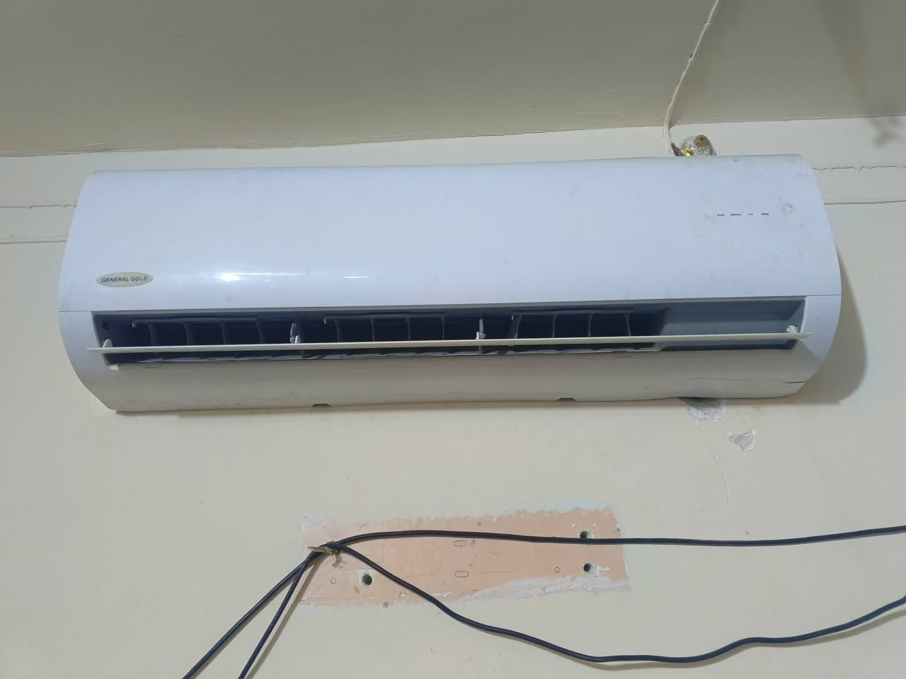 البيع سبلت جداري 2 طنين ونص
مستخدم ( عايز غاز )مكان النجف ناحيت الحيدرية 
رقم ‏‪***********‬‏
أنه مكلف بل نشر بروح أبوكم الحد يجي خاص
