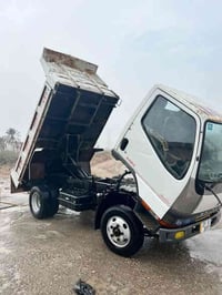 كنتر بزون لبيع ٣طن دبل شاصي دبل سبرنك مكينة ٣٣ مسكر رقم دولي بسمي ٠٧٧١...