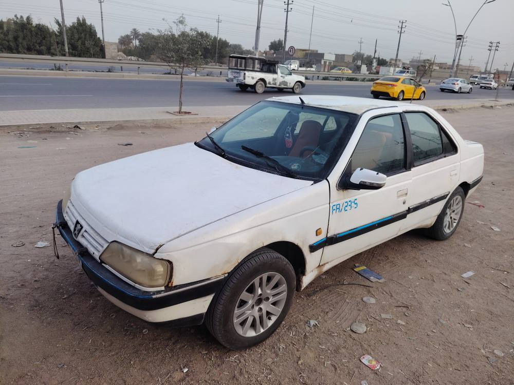 السلام عليكم كلشي ذاكر لاتكلي شبيها مابيها
بيجو 405 سنويه لحد 28 مكينه كير لا تنقيص لا تبخير 
تخم تاير جديد دراين شفتات جديده 
بديها شوف لعين دواخلها نضيفات مرتبات جامها مايصعد وينزل فالتات من سكه مابيهن شي بس يترتبن
راعيها عندي كل مسمسكاته بس ماندل مكانه ابيع هل موجود اكفلك سرقه وعشاير فقط ونطيك مسمكاته وبطاقه سكن ورقمه مغلق ابيلك كوم حديد
*********** سعر 17 البصرة, العراق
