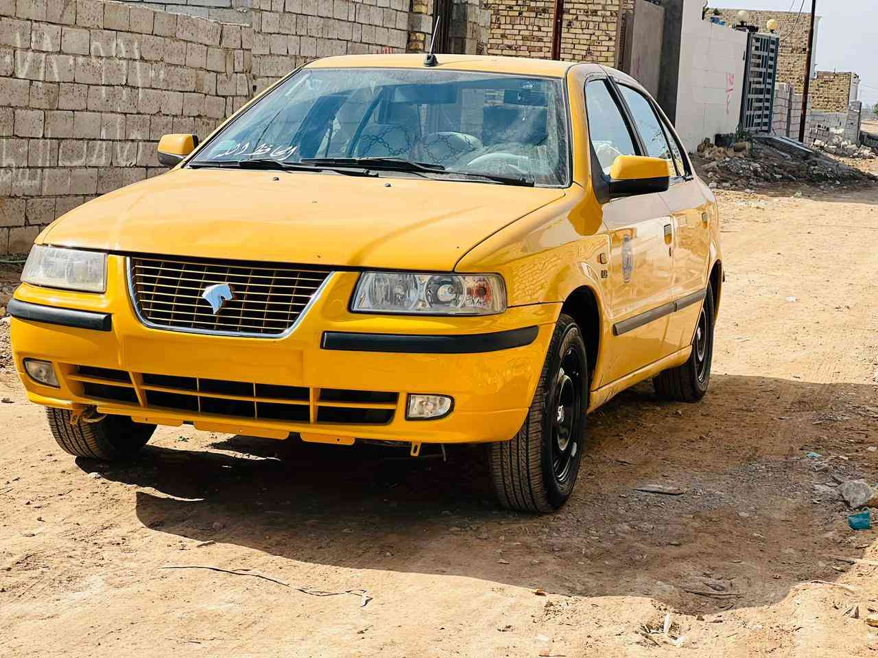 سمند للبيع
موديل 17 رقم بصره الماني سنويه ل 28 مصفره هيأء وغرامات جاهزه بدون اي نقص تخم تاير قبل سبوع شادهن كير محرك حداديه كفاله مكفوله من حادث او ضرر 
السعر 50 وبيها مجال بسيط جدا 
مكان السياره الديوانية 
للاستفسار الاتصال 
***********
