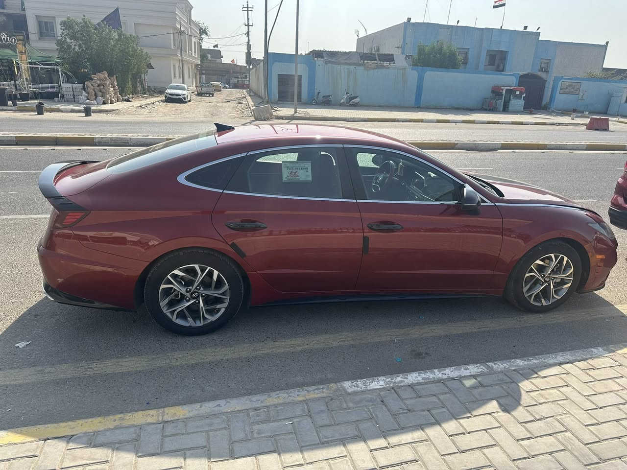 سلام عليكم   سوناتا وارد امريكي. هادث جاملغ وشويه من البنيد. السياره حره بسمي رقم مميز 
***********
