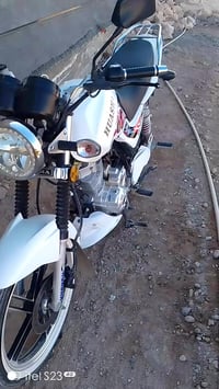 دراجه هايوشه2023 لون ابيض للبيع او مراوس دراجة كامله كلشي شغال بيه راي...