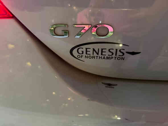 السلام عليكم جنيسيس 2023امريكي صبغ جاملغ فقط السيارة جديده رقم بغداد مكان زيونة السعر 245$ ***********
