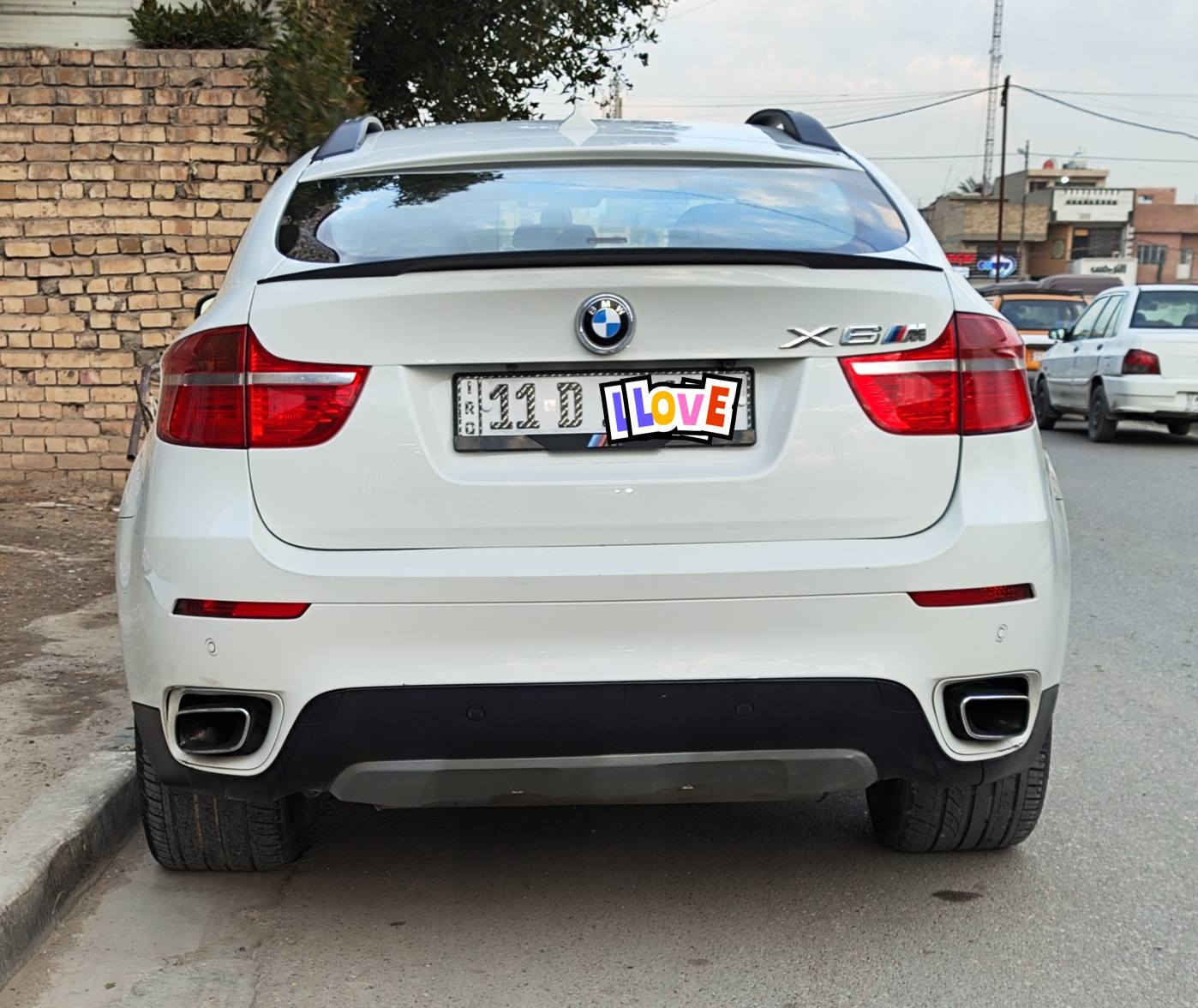 اللهم صل على محمد وآل محمد 
السلام عليكم 
BMW X6 XDRIVE 35i 
موديل 2011 
رقم بغداد باسمي 
خليجيه وكالة العروش
 محرك 35i n55
ماشيه 119 الف كيلو 
السيارة فول مواصفات بلاديه 
بوب شفط 
مري شفط 
داتشو 
داخل مشمشي 
كشنات حضن  vip
كاميرات عدد 5
بردات خلفية 
حساسات محيطيه 
تبريد ثلج +تدفئه
دخول ذكي 
بصمه عدد ٢ كومفورس مال الوكالة
سيرفس كامل فلاتر بلكات  قبق ولفات رولات قايش 
كله جديد  بورشة مهندس خالد 
تخم تاير جديد 
دشبول  مصفر بدون مسج 
مكان السياره بغداد الغزالية  أو حي الجوادين
السعر //// 205
بيع او مراوس حسب القناعة  
للتواصل واتساب 
*********** 
أبو دانيال

