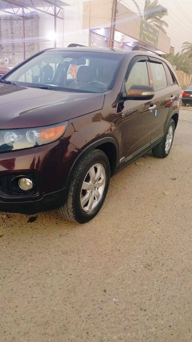 سلام عليكم للبيع سورنتوو 2011وارد امريكي محرك 2400 دوش المرغوب كير ومحرك شرط الضرر بس بنيد مبدل  السعر 130 وبيها مجال المكان صلاح الدين قضاء العلم الهاتف ***********
