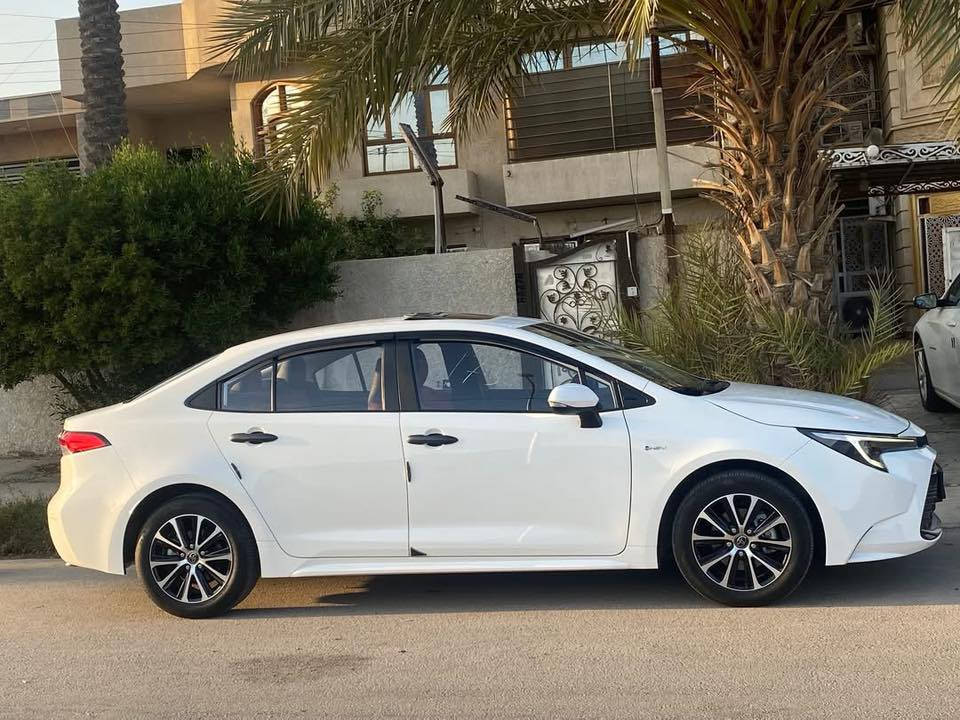 السلام عليكم 
كورلا هايبرد الشكل الامريكي 2025
مكفولة كفالة عامة 
محرك 1800 HEV 
ماشية 14 الف 
مواصفات فول 1/1 
بصمة 
سلايت روف 
دخول ذكي 
اشاير ب المري 
لايت زينون 
رادار امامي 
تحديد مسار 
عداد ديجتل 
هندبريك بصمة + اوتو هولد 
قطعتين تبريد 
شاشة + كامرا خلفية 
كار بلي 
تبريد قطعتين 
كشن جلد احمر 🔥 + كرسي كهرباء 
وبقية المواصفات المعروفة 
السعر 158 ومجال بسيط جدا حك الجية
العنوان بغداد الكرخ العامرية 
بيع فقط بدون مراوس 
*********** للتواصل
