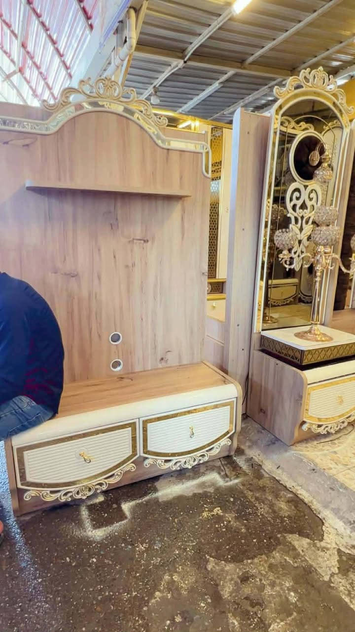 للحجز وتساب ***********
