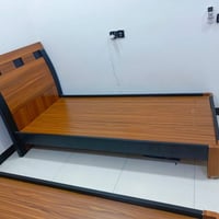 للبيع جرابي عدد اثنين ام النفر تركيات سعر الوحدة 75.000 الف دينار للات...