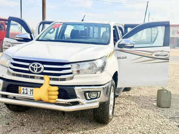 سلام عليكم هايلوكس بيكم فورويل.   موديل 2017 
كير محرك. كفاله.      كير وتماتيك    حداديه نضيفه 

   تبريد ❄️.     تخم تاير.      كامره شاشه كبيره 

     بيه بارد +صبق موضح بلصور  رقم بغداد بسمي تحويل مباشر  

     ماشيه.  151.الف.   توضيح بدون مراوس 

     سعر.  235 وبيه مجال الشراي.  مكان بغداد النهروان

                           رقم. ***********
