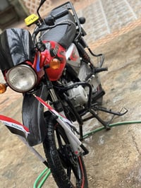 دراجة بوكس جبلي نظيفة كهربائيّ كلشي شغال المحرك ثل ثلاث وعشر اوراق ترق...