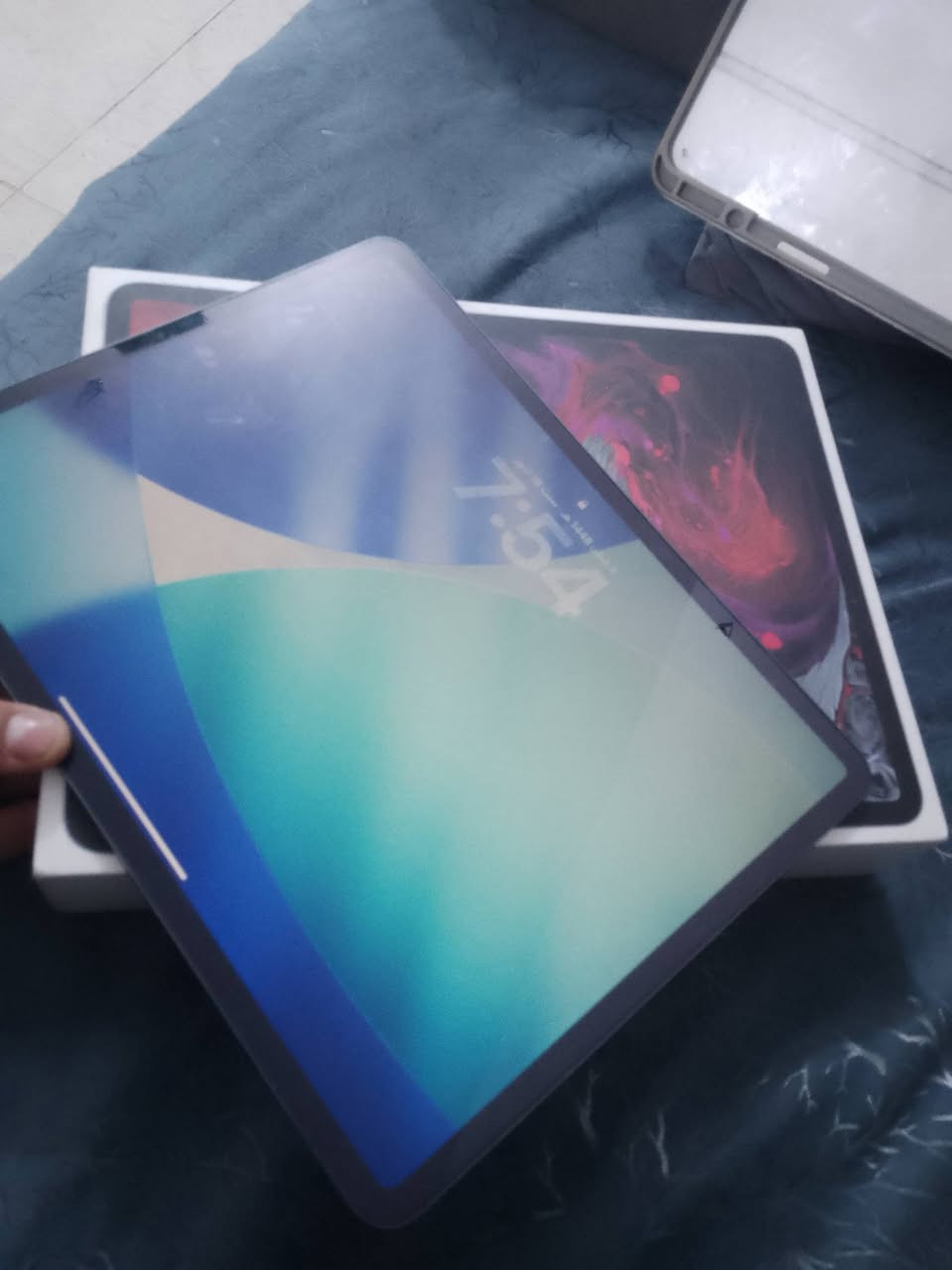 ايباد 11 برو الجيل الثالث
ماشايف مصلح بحياته 
ذاكره 64
بطاريه 87 
غراضه شاحنه + كفر + كارتونه 
سعر 650 وبي مجال بسيط 
رقم واتصل واتساب فقط
***********
